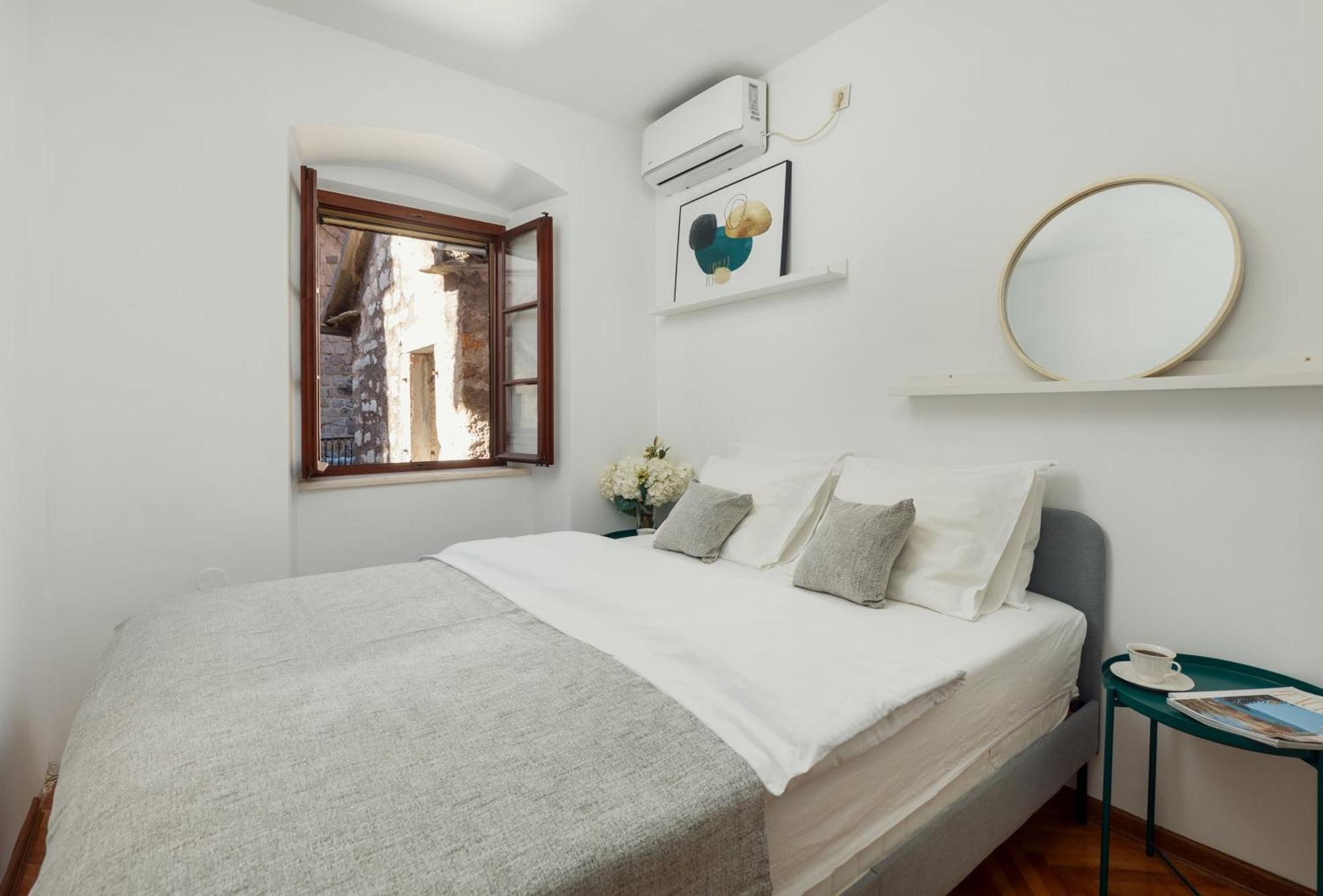 Old Town St Tryphon Apartment 코토르 외부 사진