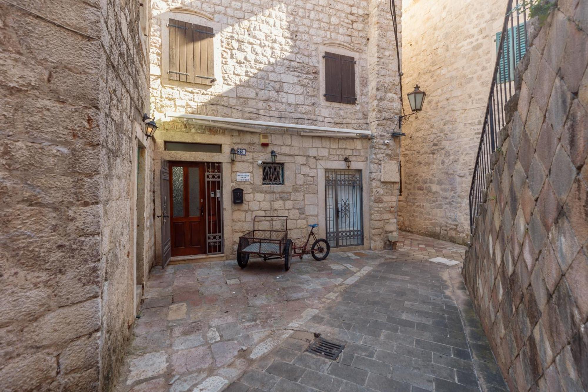 Old Town St Tryphon Apartment 코토르 외부 사진